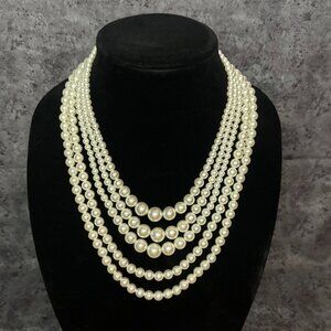 Sarah Coventry "Contessa" Necklace